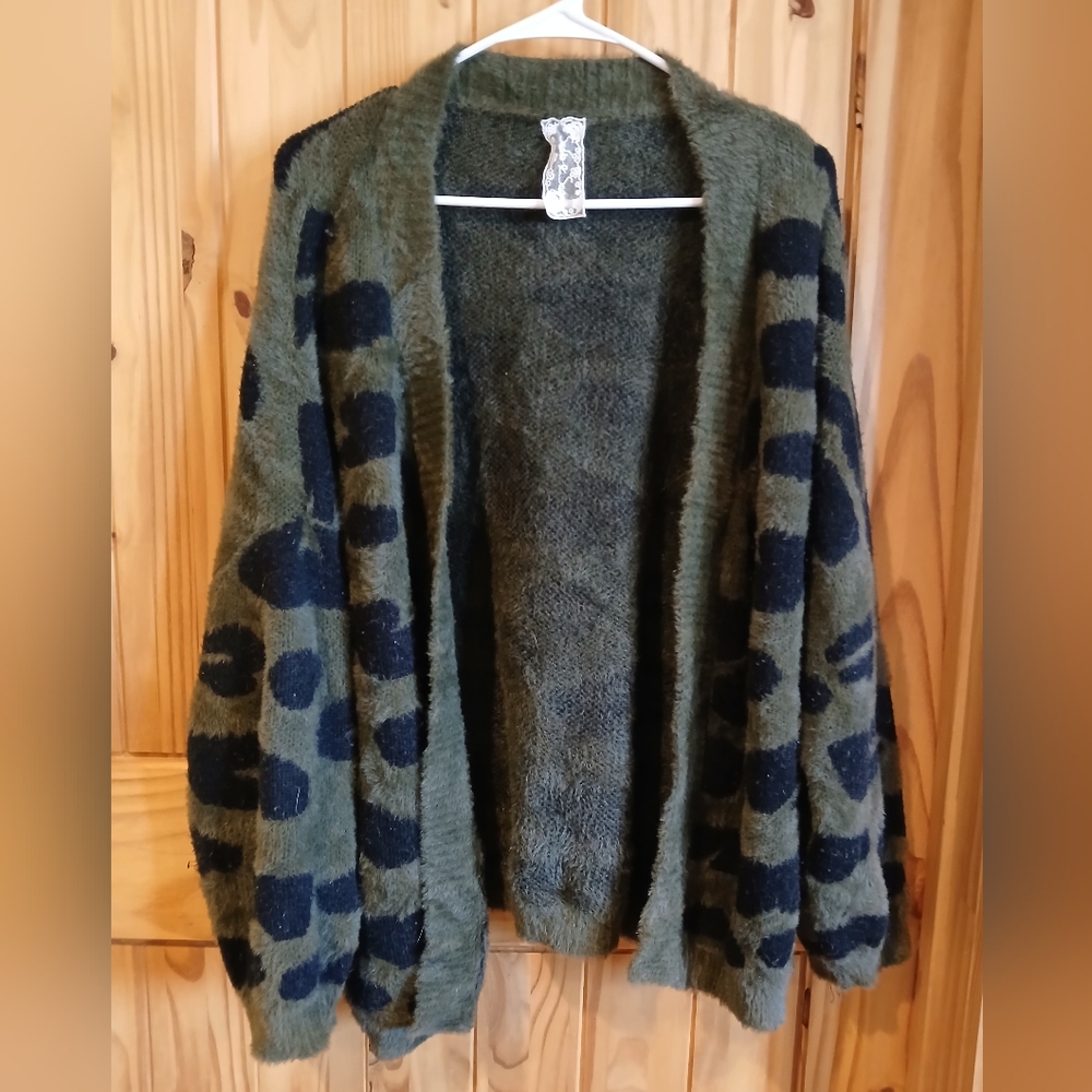 Sadie & Sage Olive and Navy Patterned Cardigan Oversized Size M
